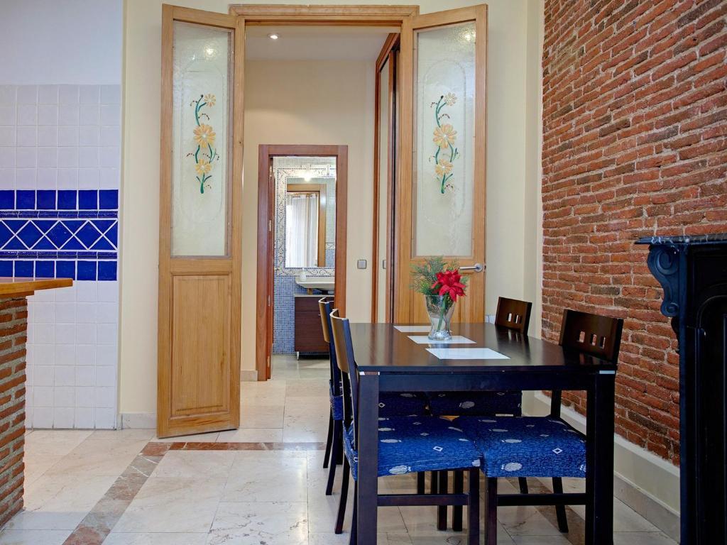 Santa Ana Apartamento 马德里 客房 照片