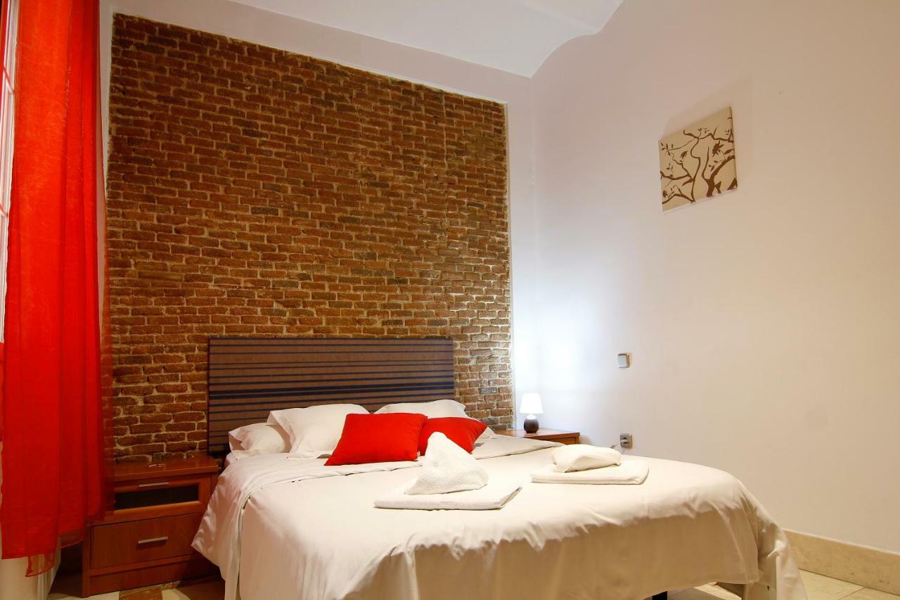 Santa Ana Apartamento 马德里 外观 照片